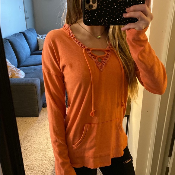 Salmon colored Hoodie - Picture 3 of 3